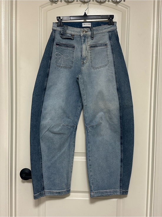 Frayed Denim - SOLD**** FRAYED Two Tone Barrel Ankle Jeans with Side Bow Detail size 24